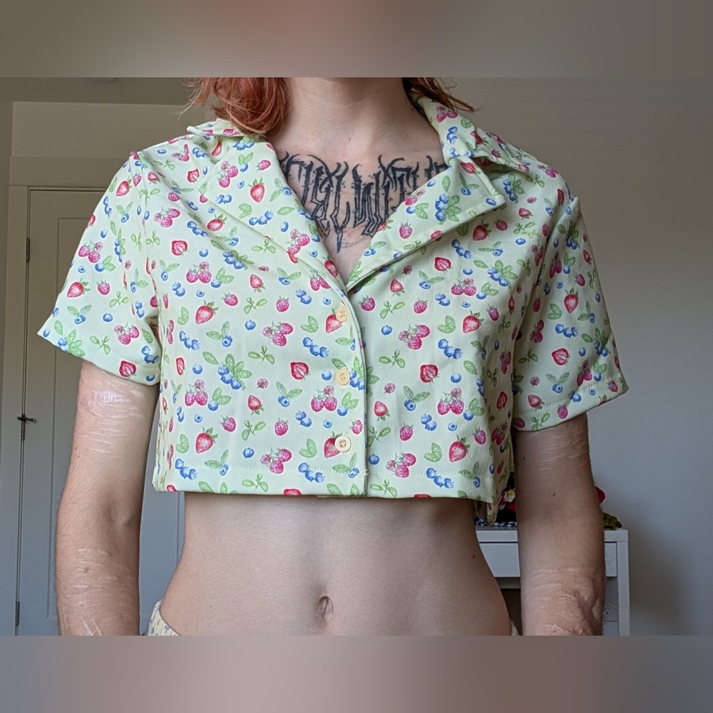 Omighty Cropped Fruity Polo